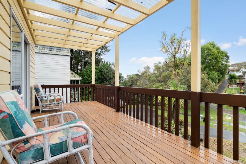 1/14 Sispara Place, Beach Haven, Auckland - Carousel 2