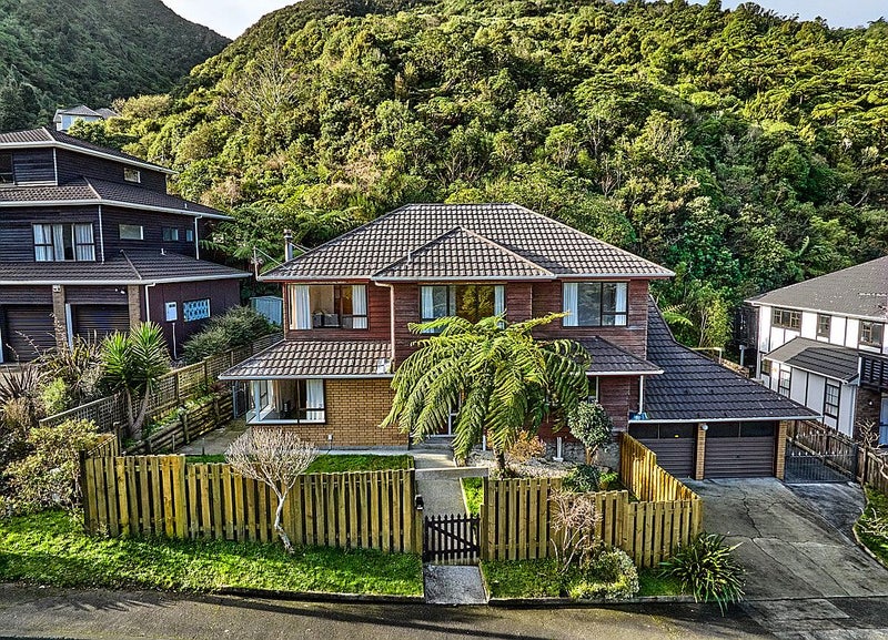 44 Vasanta Avenue, Ngaio, Wellington - Carousel 2