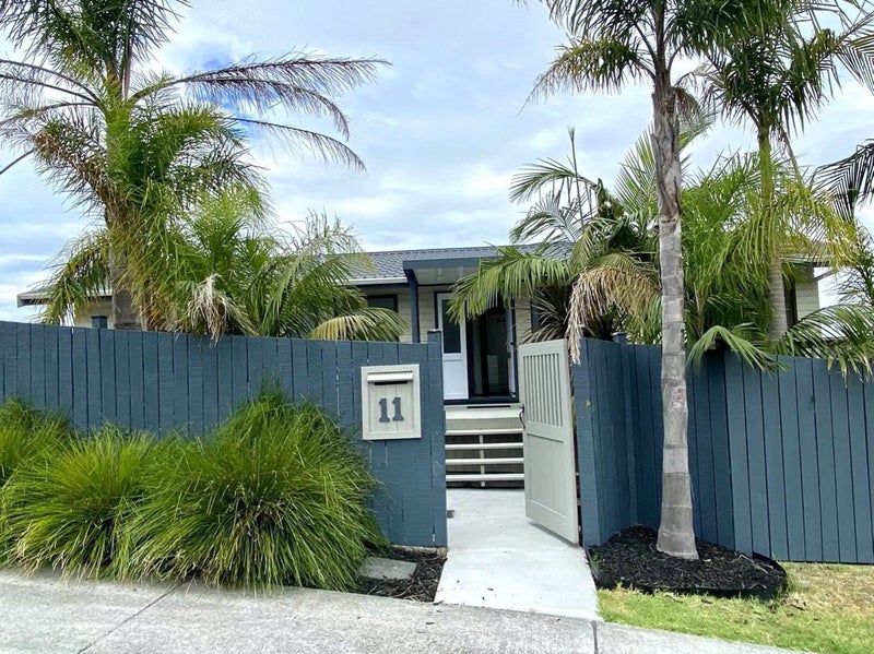 11 Sumich Place, West Harbour, Auckland - Carousel 2