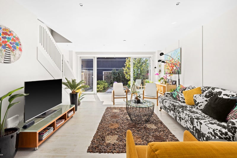 24/9 Humber Street, Pandora, Napier - Carousel 1