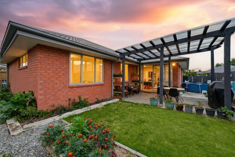8 St Monica Lane, Woolston, Christchurch - Carousel 2
