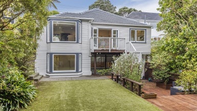 33 Clark Street, Khandallah, Wellington - Carousel 1