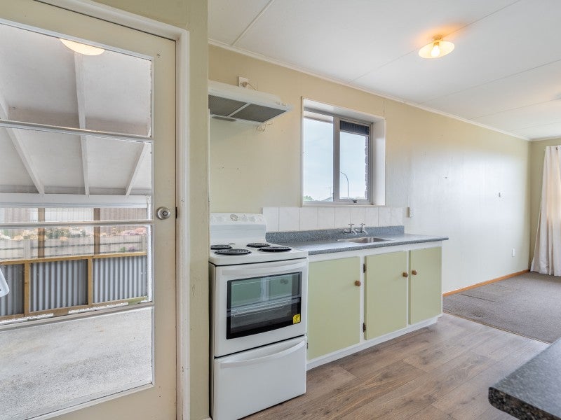 67 Dunbeath Crescent, Kew, Invercargill - Carousel 2