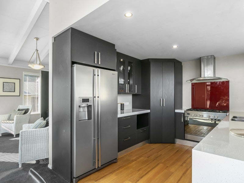 30 Roy Crescent, Concord, Dunedin - Carousel 2