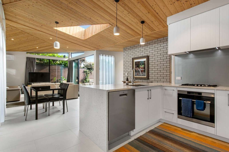 1/28 Coates Avenue, Orakei, Auckland - Carousel 10
