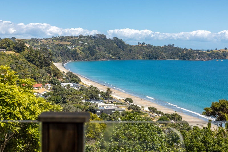 6 Garratt Road, Waiheke Island, Waiheke Island - Carousel 1