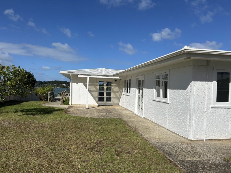 12 Moana Road, Tinopai - Carousel 1