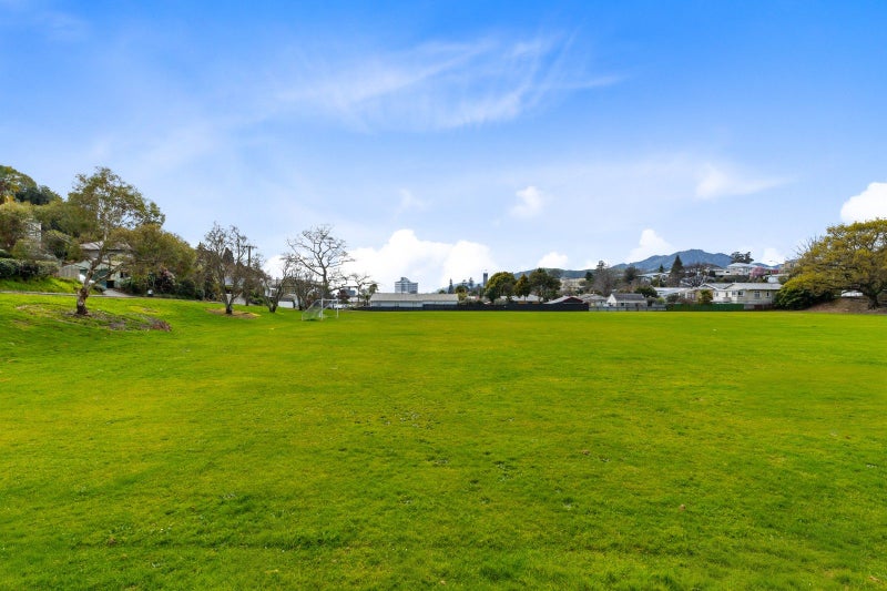 2/27 Renwick Place, Nelson South, Nelson - Carousel 15