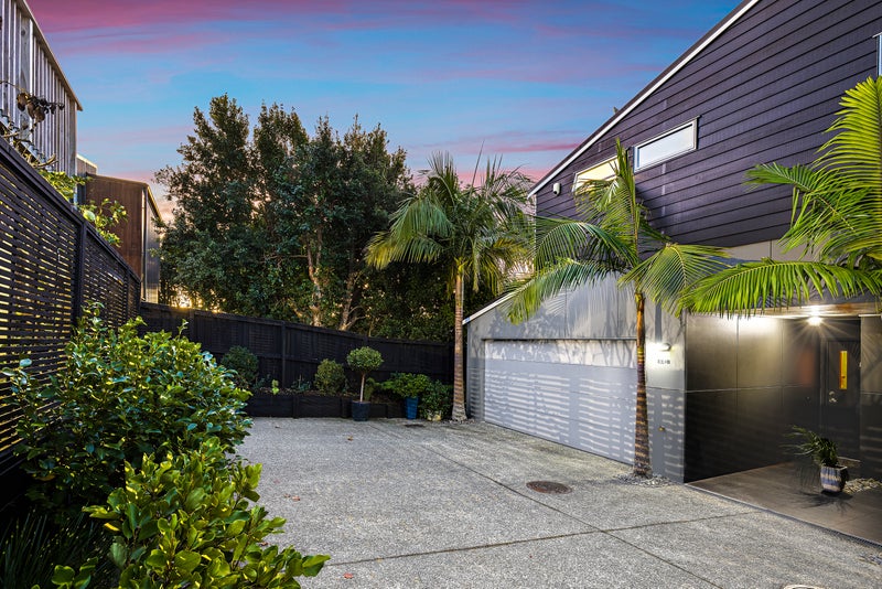 154B Gowing Drive, Meadowbank, Auckland - Carousel 1