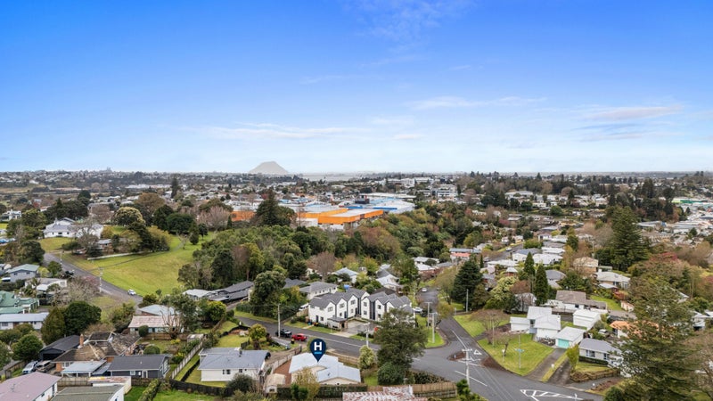 30B Church Street, Gate Pa, Tauranga - Carousel 17