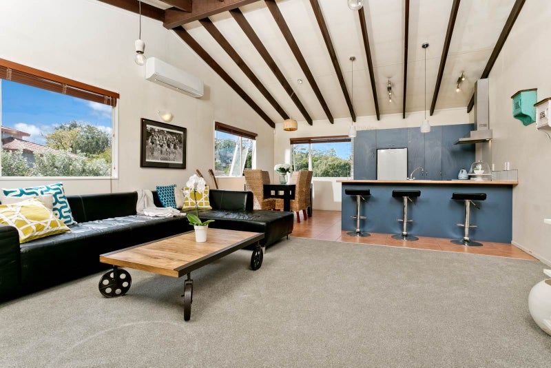 1/68 Lavery Place, Sunnynook, Auckland - Carousel 1