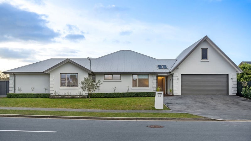 32 Linkwater Way, Parklands, Christchurch - Carousel 1