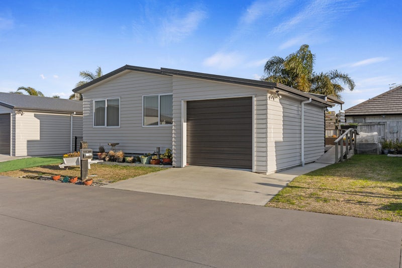 11 Kamahi Crescent, Papamoa Beach, Papamoa - Carousel 2