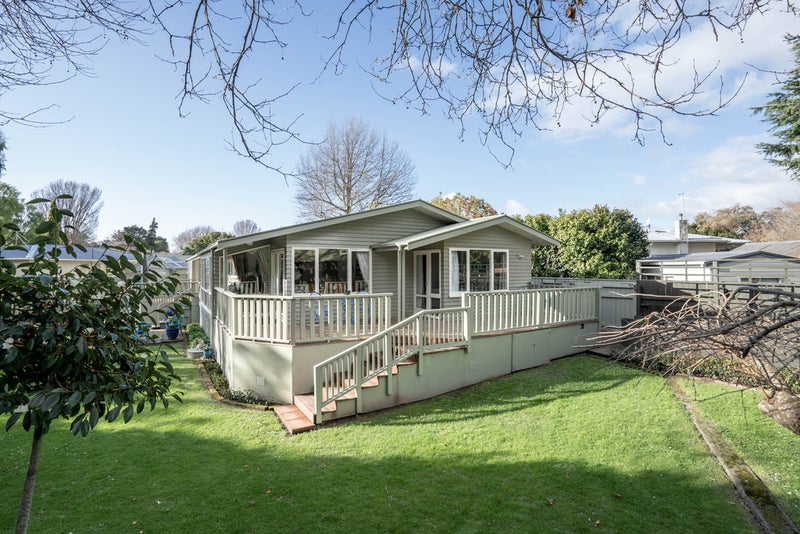 486 College Street, Hokowhitu, Palmerston North - Carousel 1