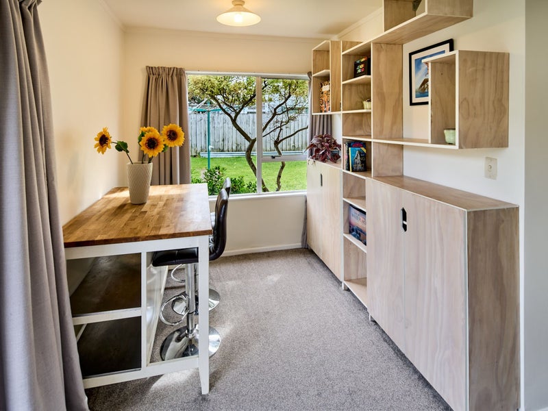 11/154 Onepu Road, Lyall Bay, Wellington - Carousel 2