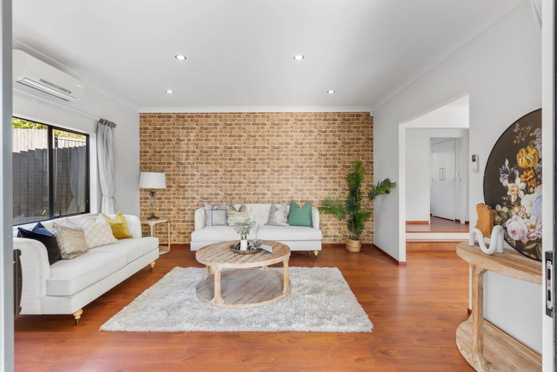 3/30 Howe Street, Howick, Auckland - Carousel 1