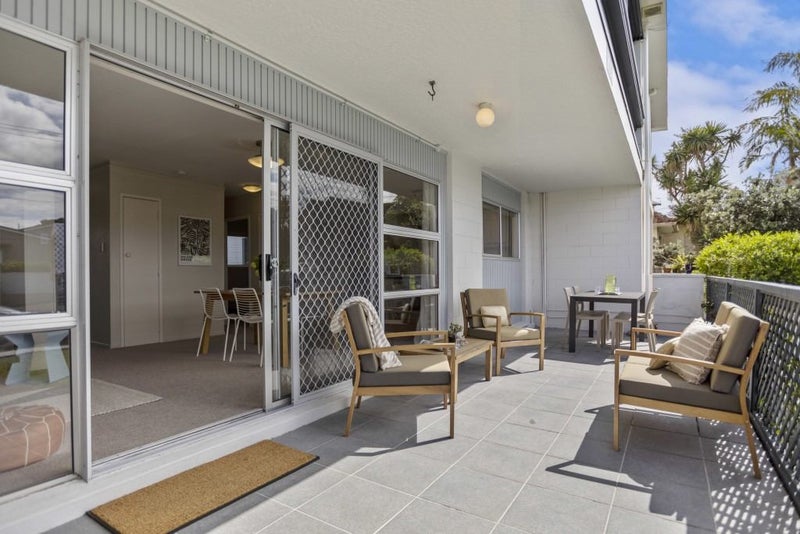 2/103 Vauxhall Road, Narrow Neck, Auckland - Carousel 2