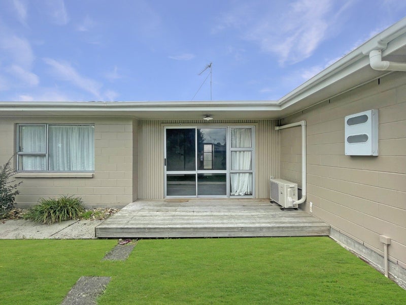 55B Saxbys Road, Deanwell, Hamilton - Carousel 2