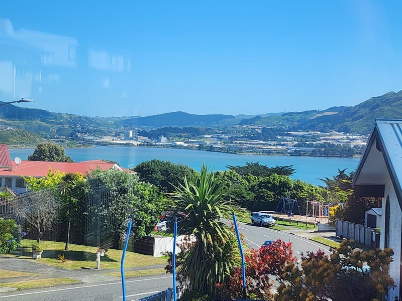 51 Gloaming Hill, Titahi Bay, Porirua - Carousel 4