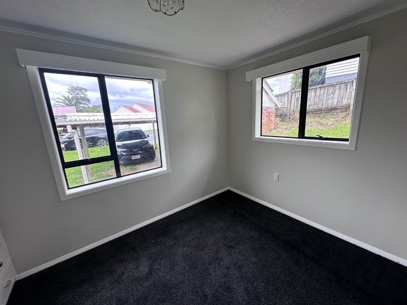 21 Shorwell Street, Sandringham, Auckland - Carousel 1