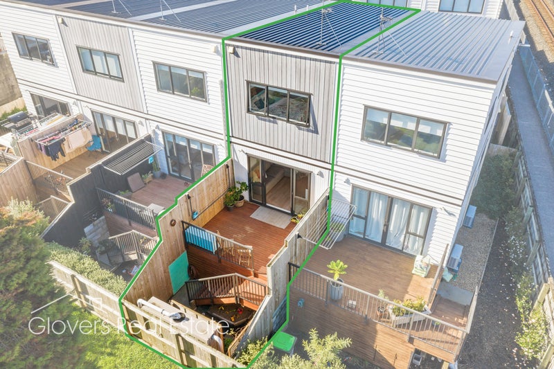 4/2 Brandon Road, Glen Eden, Auckland - Carousel 18