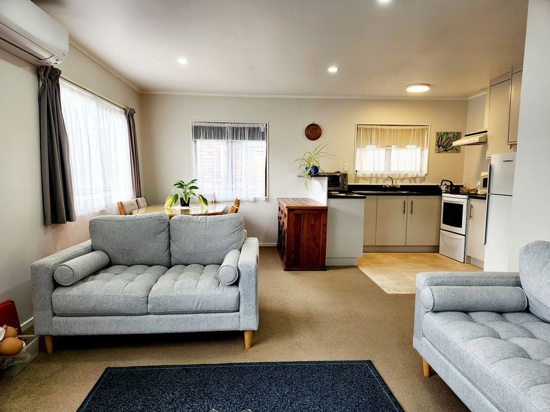 37A Hukanui Road, Fairfield, Hamilton - Carousel 1