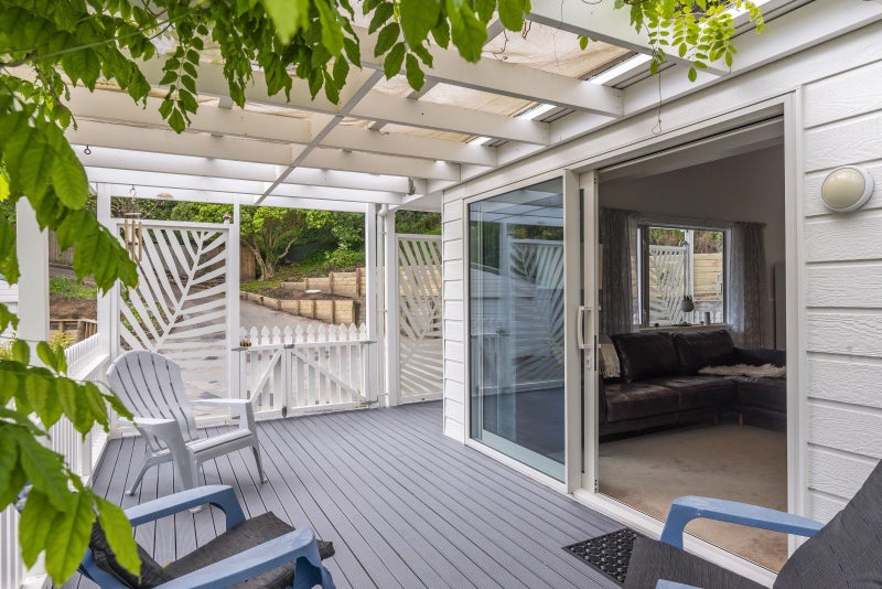 10 Clunie Avenue, Raumati South, Paraparaumu - Carousel 1