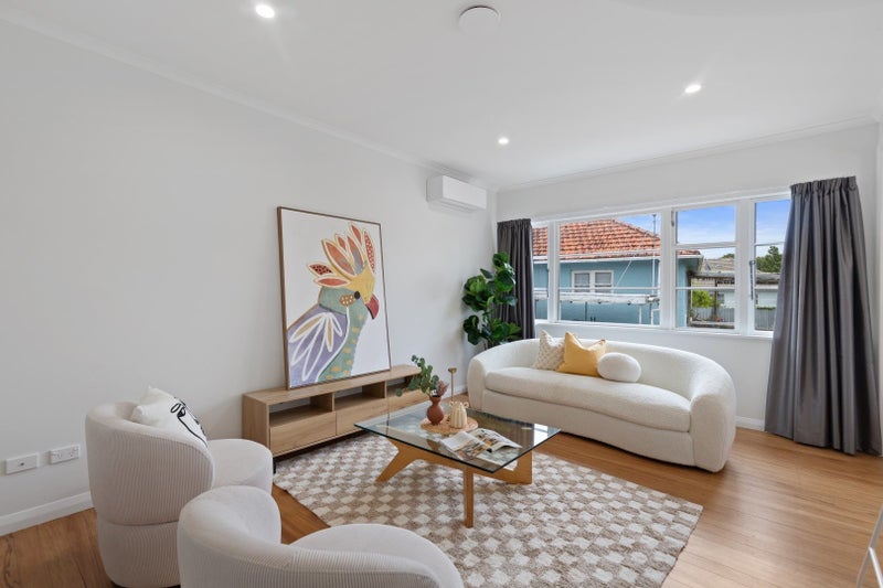 5 Fergusson Street, Hamilton East, Hamilton - Carousel 2