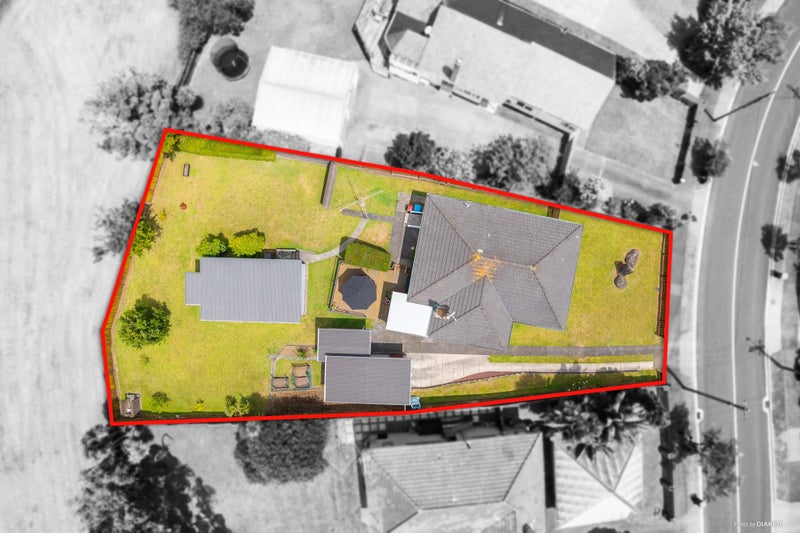 10 Weybridge Crescent, Glen Innes, Auckland - Carousel 2