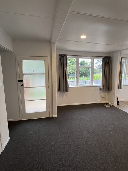 35 Gilbert Road, Otara, Auckland - Carousel 2