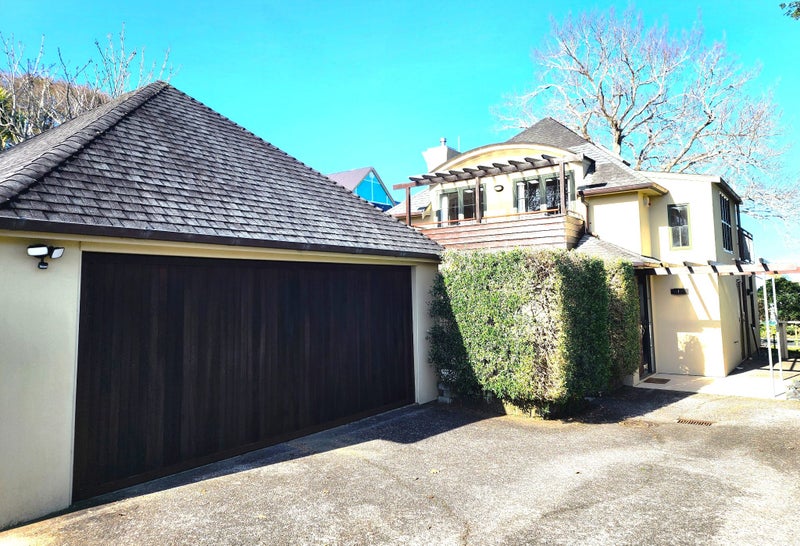 20B Grange Road, Mount Eden, Auckland - Carousel 1