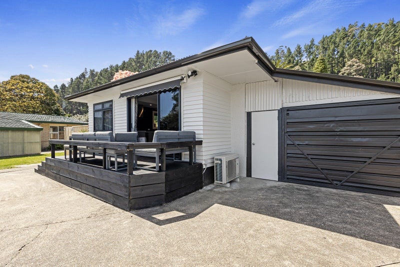 0 , Whakatane - Carousel 1