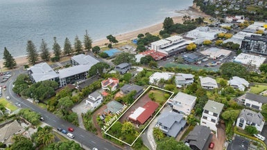 14 Valley Road, Browns Bay, Auckland - Carousel 1