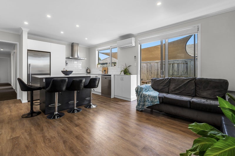 21 Tamapahore Boulevard, Papamoa Beach, Papamoa - Carousel 2