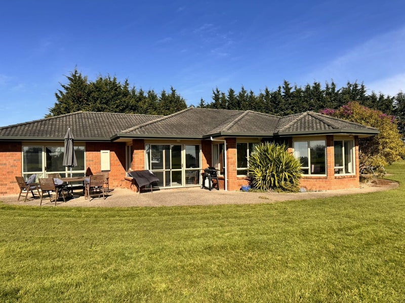 663 Karaka Road, Karaka, Papakura - Carousel 2