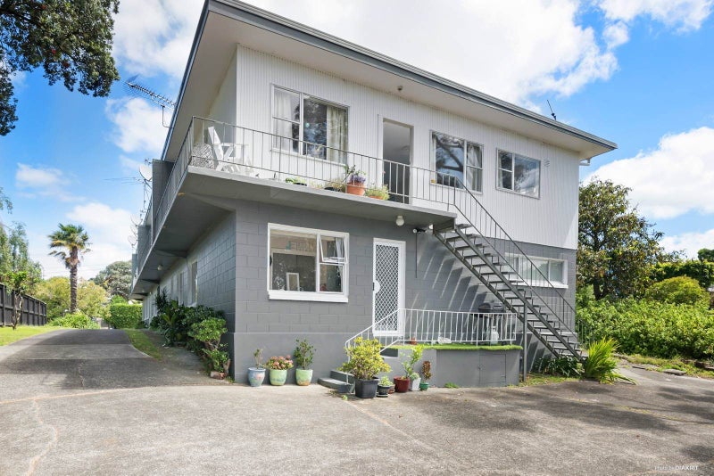 4/16 Rutland Road, Stanley Point, Auckland - Carousel 1