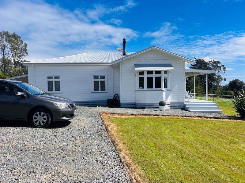 75 Heights Road, Shannon, Palmerston North - Carousel 22