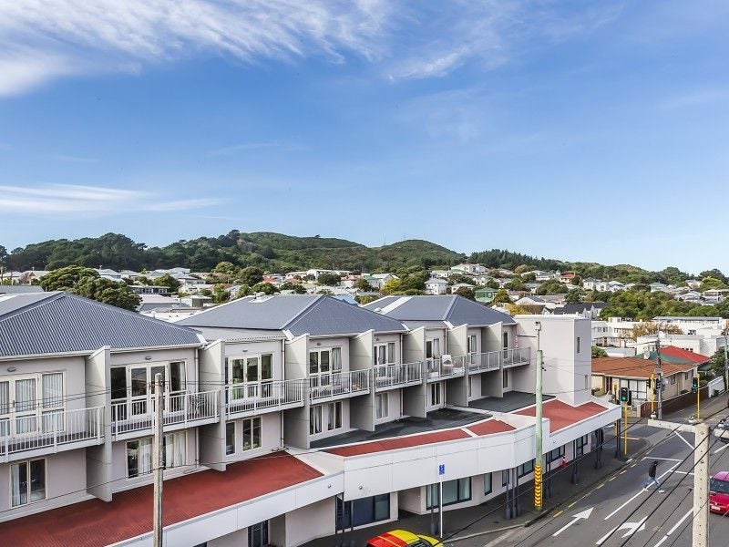 6/464 Adelaide Road, Berhampore, Wellington - Carousel 12