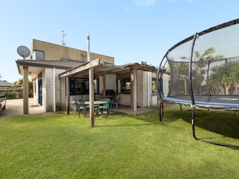 41 Luculia Drive, Mount Maunganui, Mount Maunganui - Carousel 16