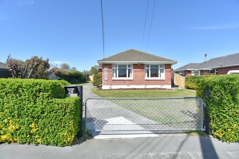 28 Wimborne Crescent, Aranui, Christchurch - Carousel 2