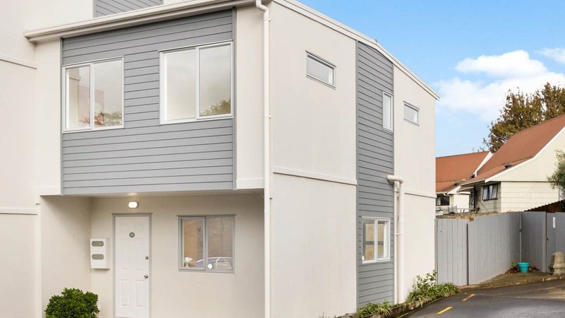 25/218 Captain Springs Road, Te Papapa, Auckland - Carousel 1