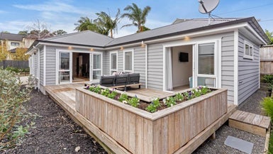 16B Wairere Road, Torbay, Auckland - Carousel 1