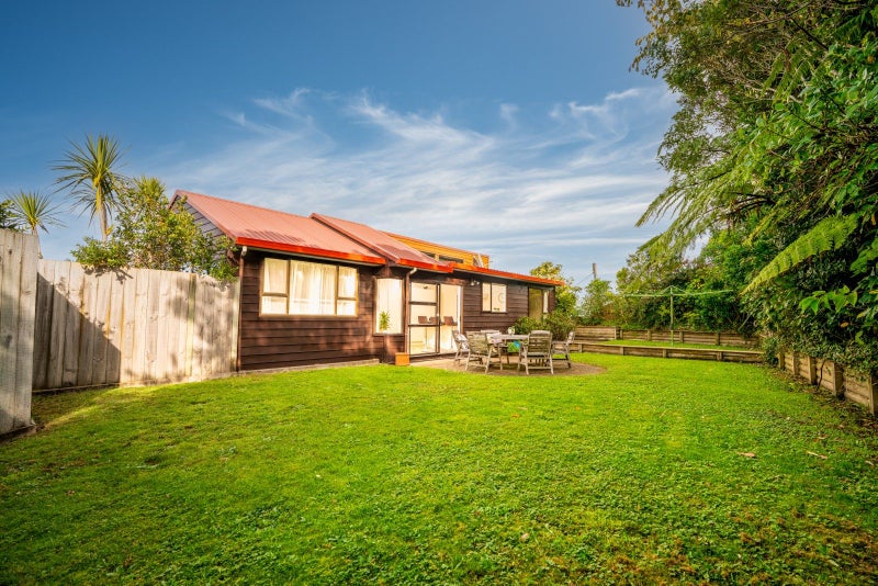 65 Rangoon Street, Khandallah, Wellington - Carousel 1