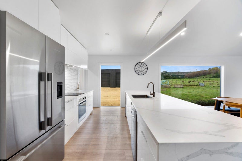 2506 Kahuranaki Road, Havelock North - Carousel 2