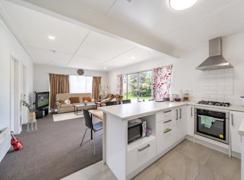 11B Foster Street, Taita, Lower Hutt - Carousel 1