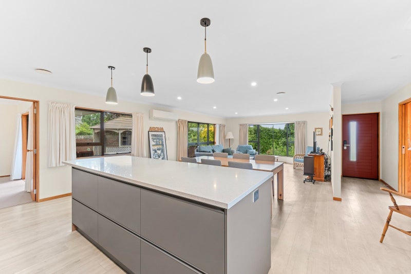 59 Karina Road, Merrilands, New Plymouth - Carousel 25