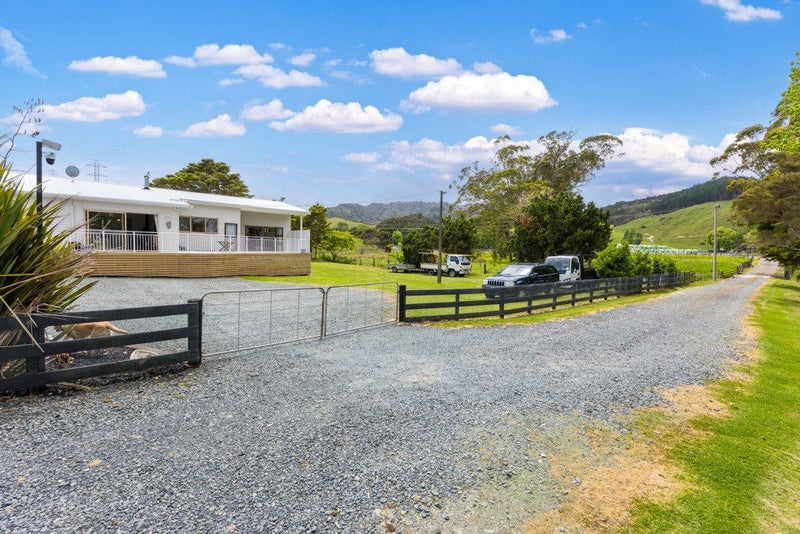 3135 Kaipara Coast Highway, Glorit, Warkworth - Carousel 2