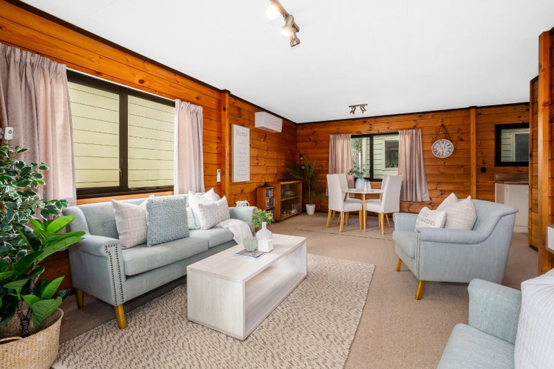 2 Te Arawi Street, Takapuwahia, Porirua - Carousel 2