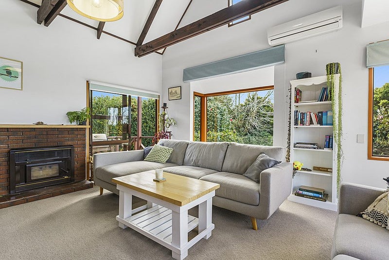 28 James Cook Drive, Welcome Bay, Tauranga - Carousel 2