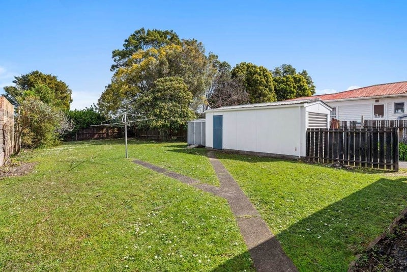 188 Rangatira Road, Beach Haven, Auckland - Carousel 11